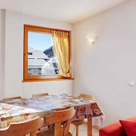 Apartman Paradisin *
